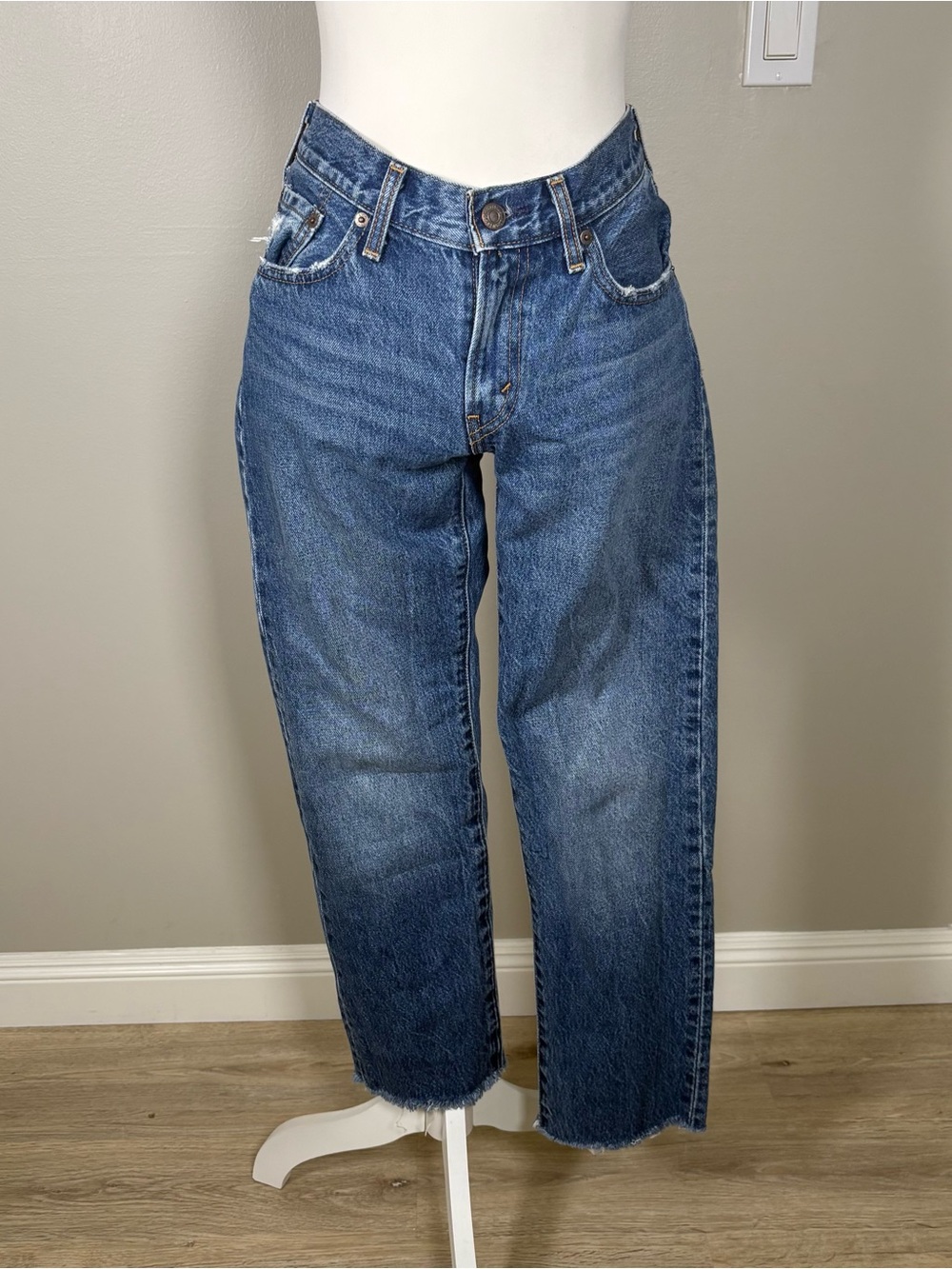 Levi’s Middy Straight Jeans - 25”